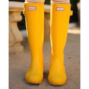 Yellow Hunter Boots & Socks